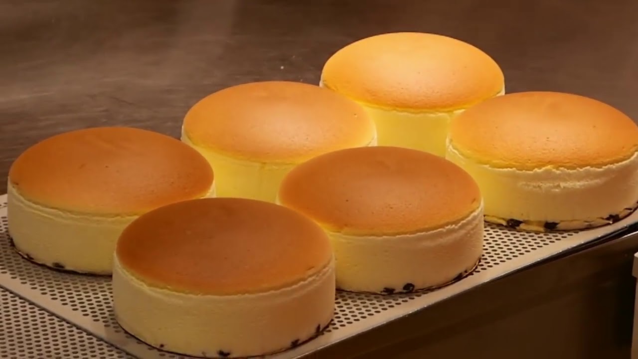 Japanese Street Food JIGGLY CHEESECAKE Uncle Rikuro’s Cheese Cake